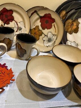 Floral Stoneware Dinnerware Set - Cream with Red, Orange & White Flowers